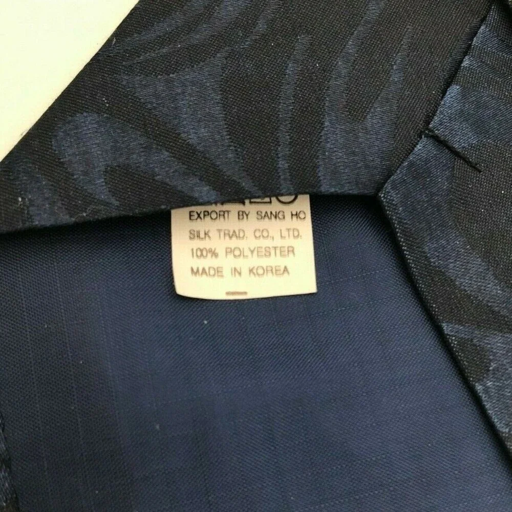 Everyday PRAYING HANDS Navy Blue Men's Tie. 56 x 4 in Classic Necktie. Religious